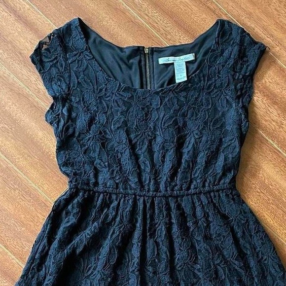 American Rag - Picture 3 of 8